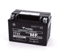 Batteria moto Yuasa YTX9 12V-8AH, sigillata e attivata, ideale per veicoli a motore.